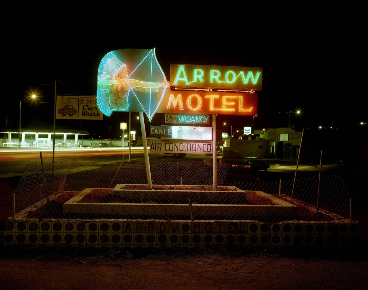 Steve Fitch Color Photograph - Arrow Motel, Highway 85, Espanola, New Mexico, March 23