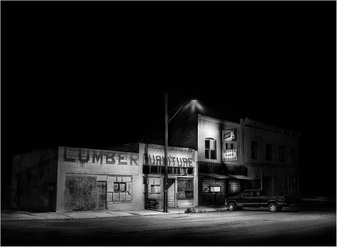 Teri Havens Black and White Photograph - Silver Sage Saloon, Shoshoni, Wyoming