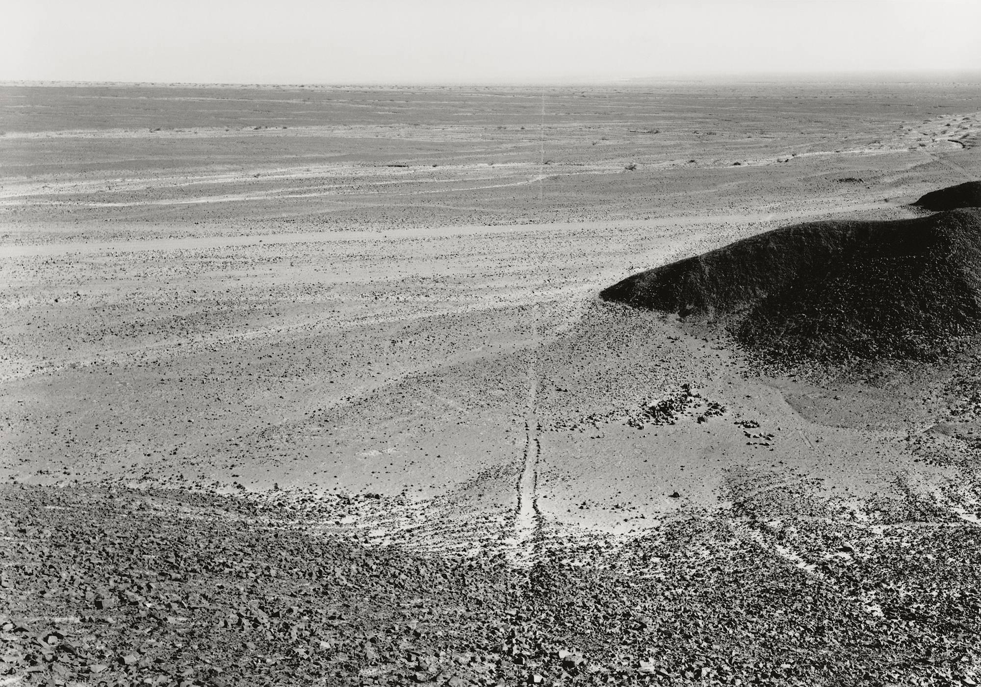 Edward Ranney Landscape Photograph - Nazca Pampa