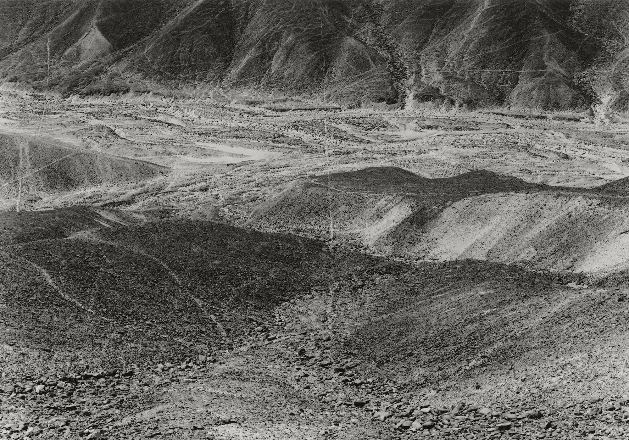 Edward Ranney Landscape Photograph - Palpa Valley
