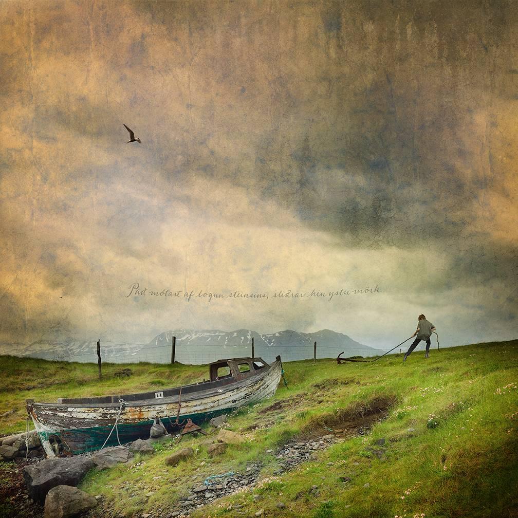 Tom Chambers Color Photograph - Pulling Anchor
