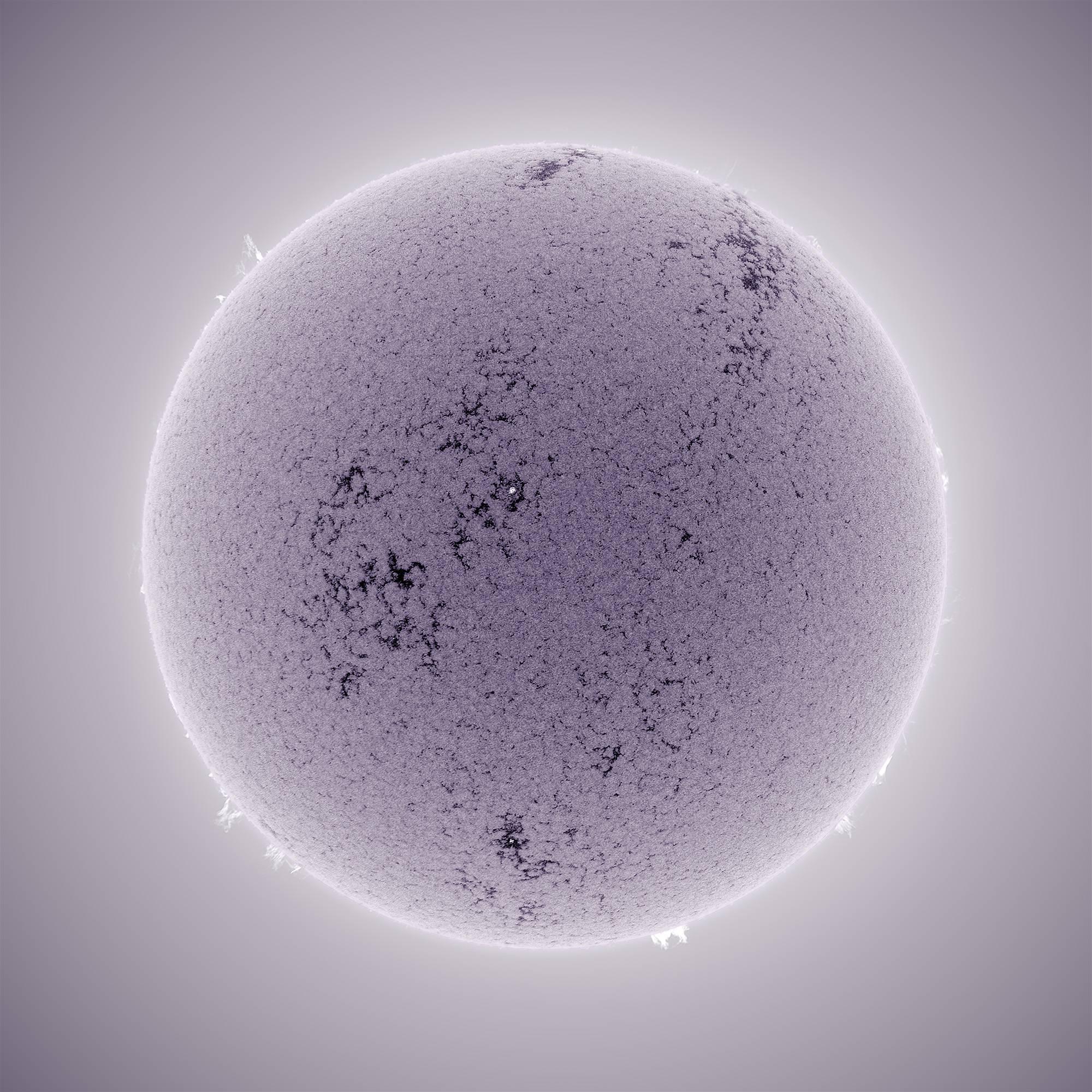 2013 May 31 – Ultraviolet - Photograph by Alan Friedman