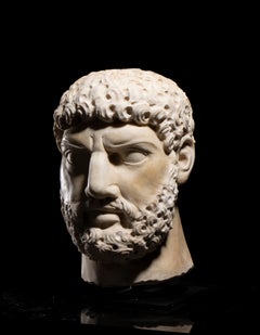 Sculpture portrait en marbre statuaire blanc représentant l'empereur romain Caracalla, de style classique