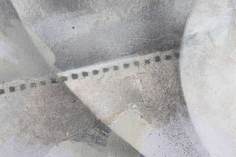Ellipsis è un dipinto realizzato da Evelyne Ballestra, un'artista contemporanea francese. Questo dipinto espressionista a tonnellate bianche è la percezione dell'artista del legame tra i pianeti del nostro Universo.

Ballestra esprime un movimento