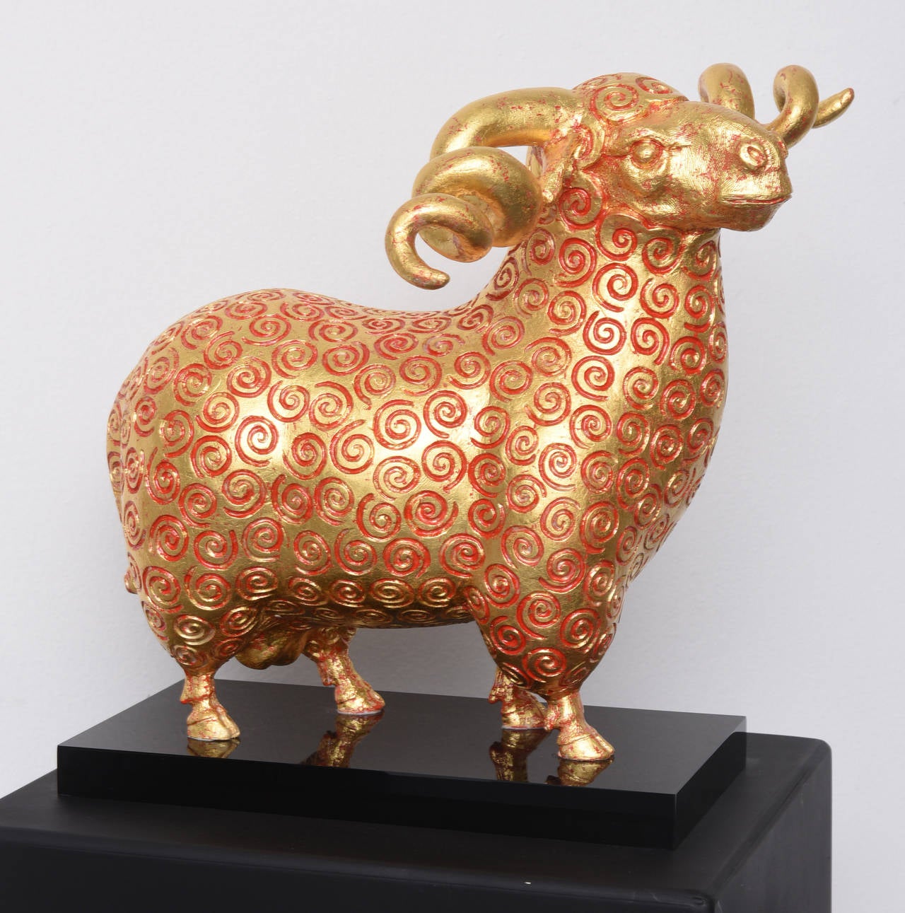 Belier d'Or Edition - Sculpture by Patrick Schumacher