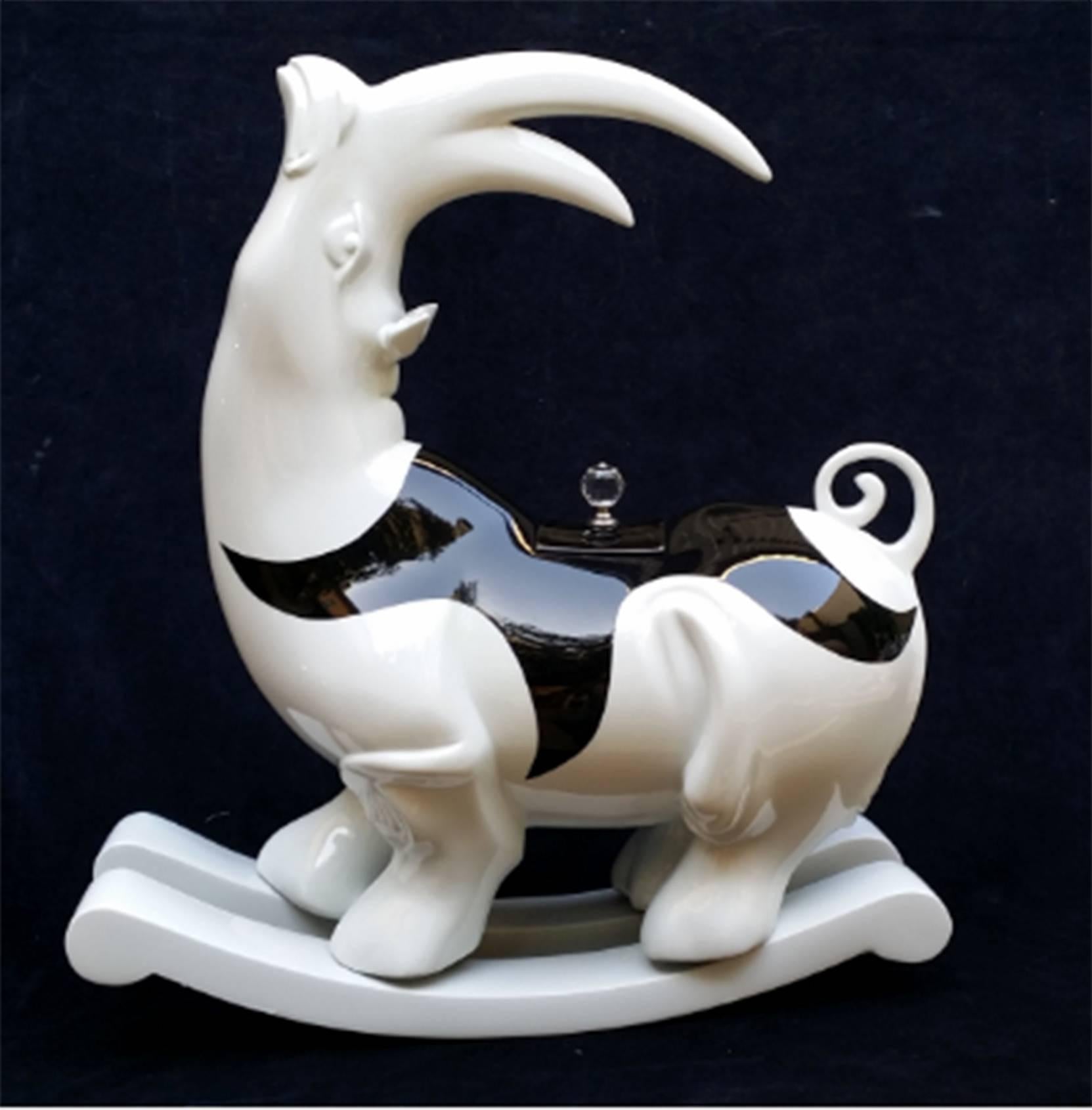 Patrick Schumacher Figurative Sculpture - Rhino Jewelry Box