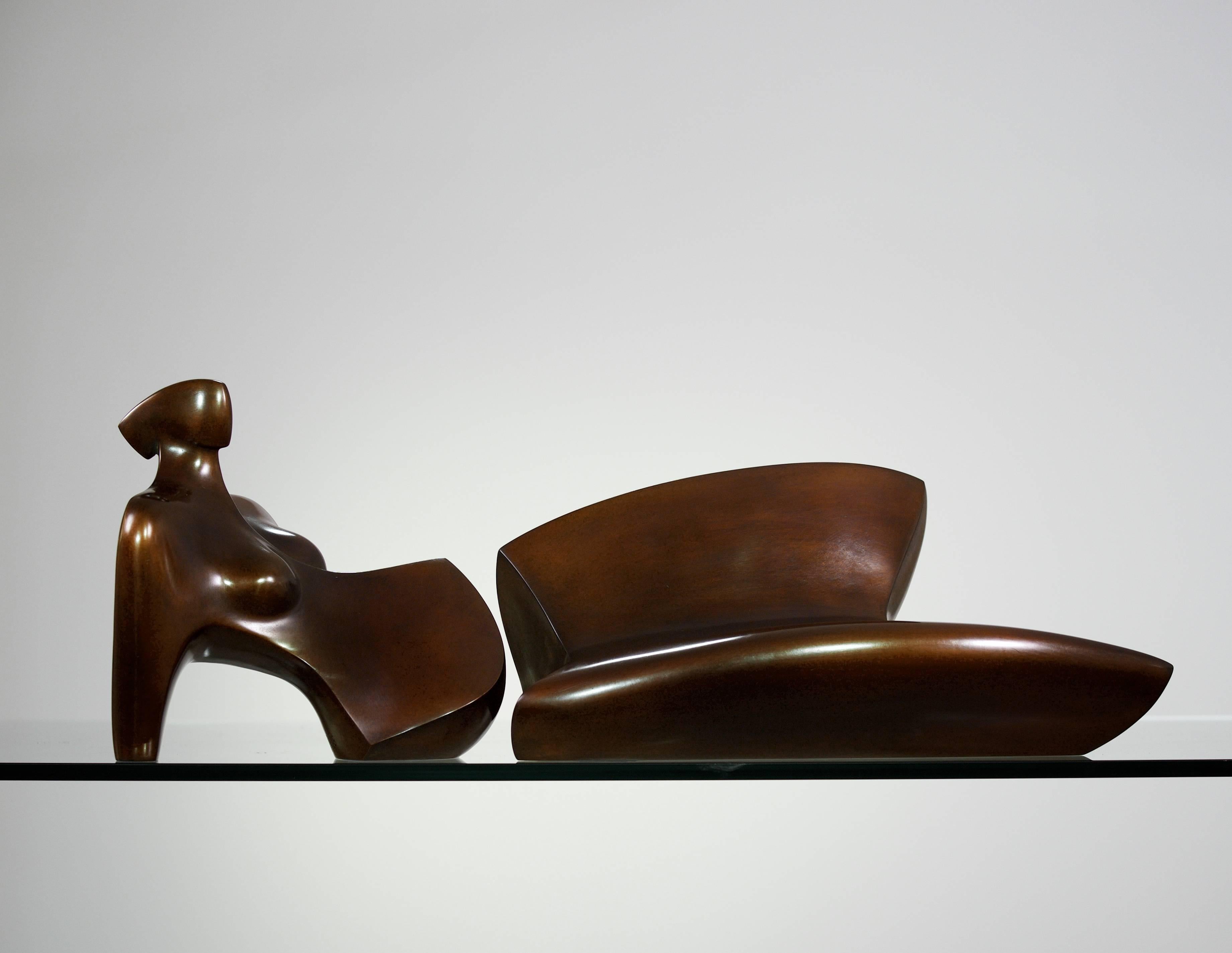 ban-Schmuckstücke (Braun), Abstract Sculpture, von Annette Jalilova
