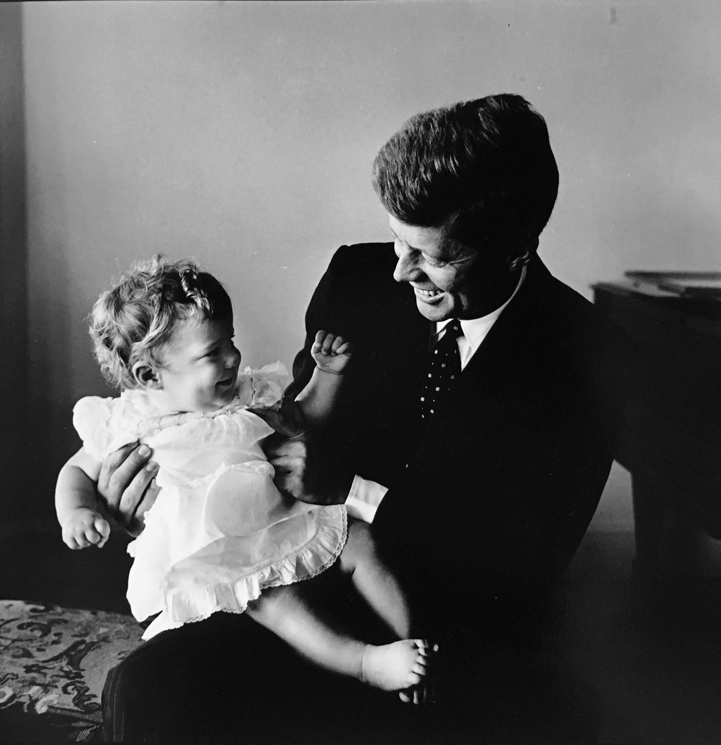 Jacques Lowe Black and White Photograph - JFK and Caroline, Hyannis Port
