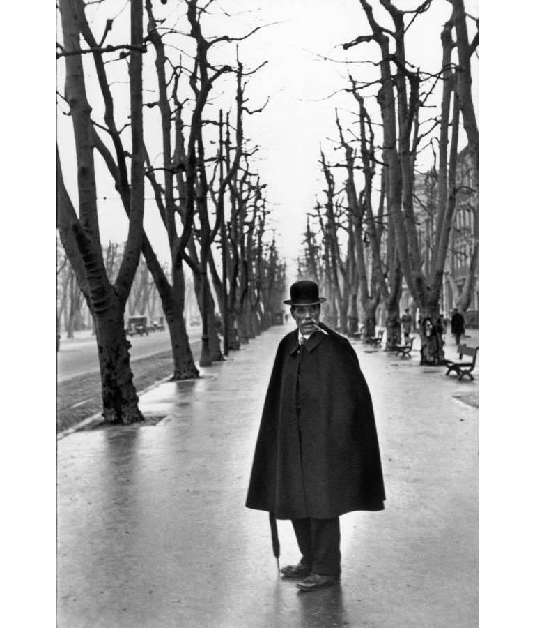 Henri Cartier-Bresson Black and White Photograph - Allées du Prado, Marseilles, France
