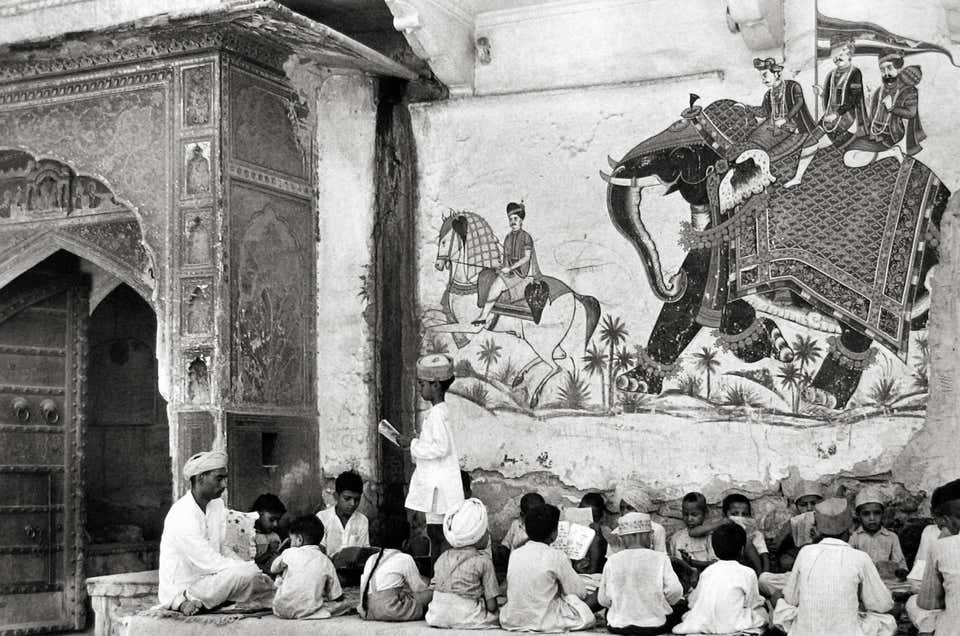 jaipur wall art pavement school black and white henri cartier-bresson