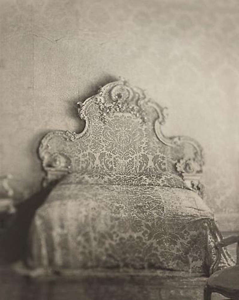 Robert Stivers Black and White Photograph – Traum (Bett)