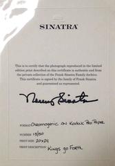 Frank Sinatra durante una sessione di registrazione della Capital Records a Los Angeles