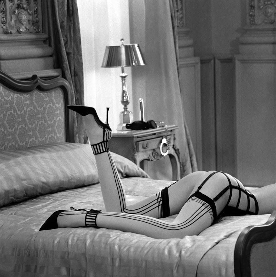 Guido Argentini Nude Photograph - Legs on a Golden Bed