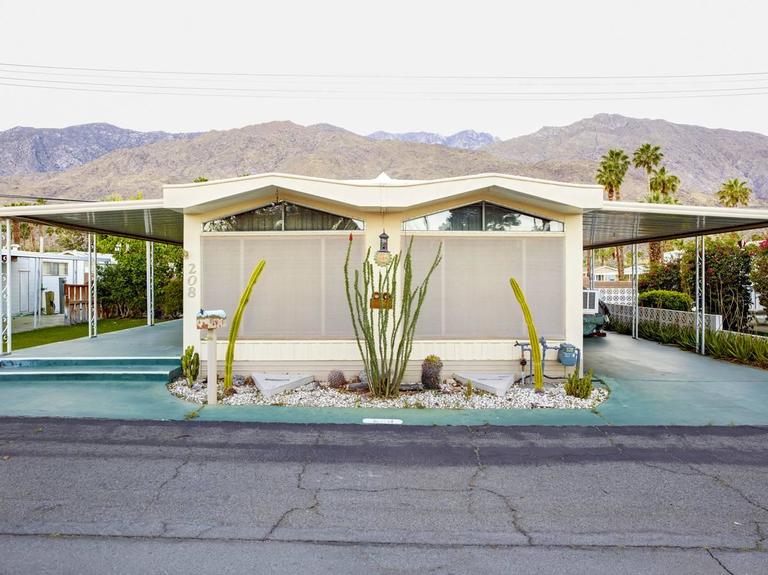 Palm Springs 19 Sahara Mobile Home Park - Photograph by Jeffrey Milstein