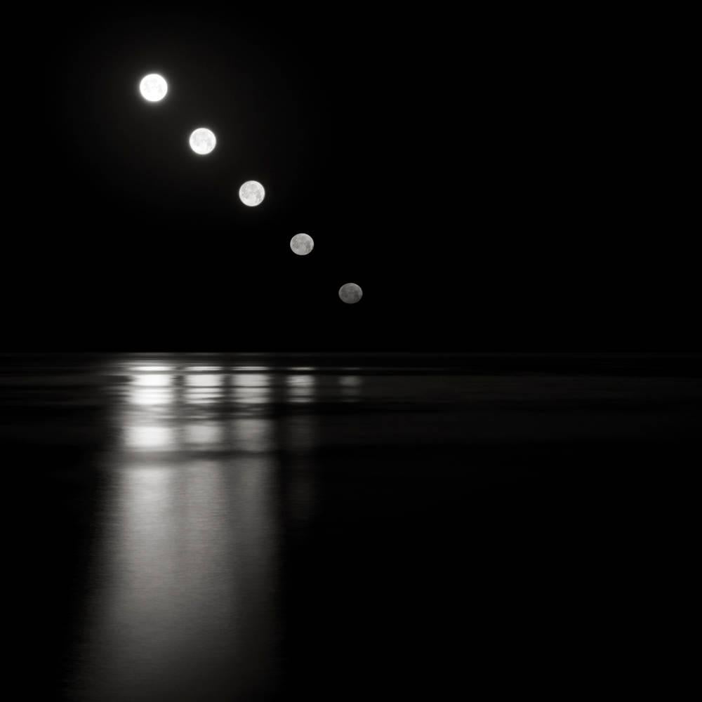 David Fokos Black and White Photograph - Moon Setting Over the Sea, San Diego, California, 2014