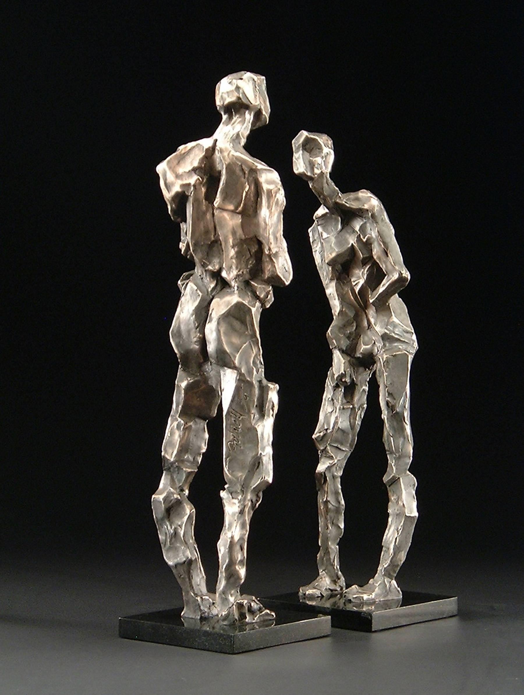 Gail Folwell Figurative Sculpture - Tete a Tete