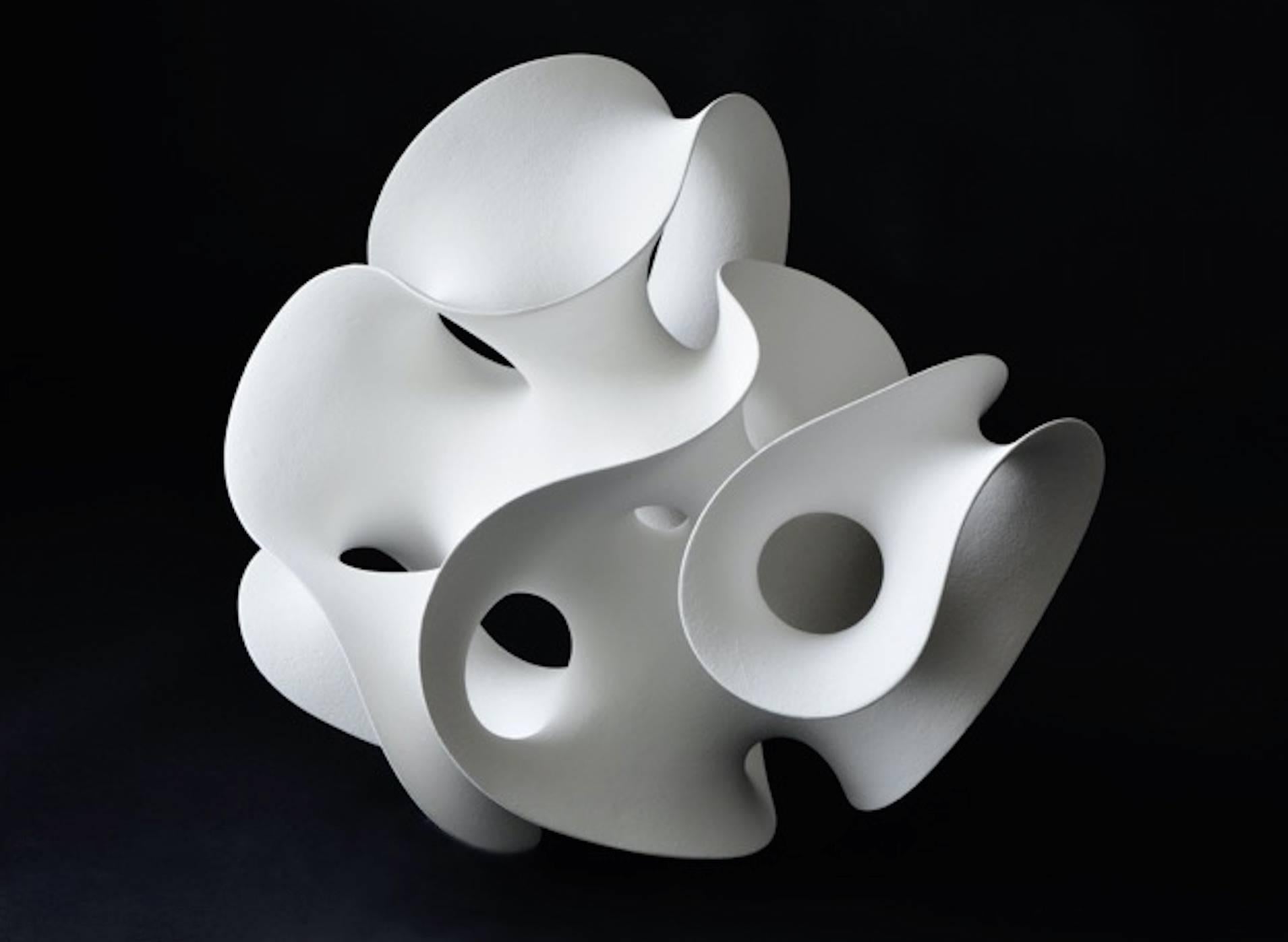 Eva Hild Abstract Sculpture - Wriggle