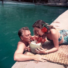 Cocktail à la noix de coco, Mexique, édition « Slim Aarons Estate », photo de style « Mid-Century Modern »