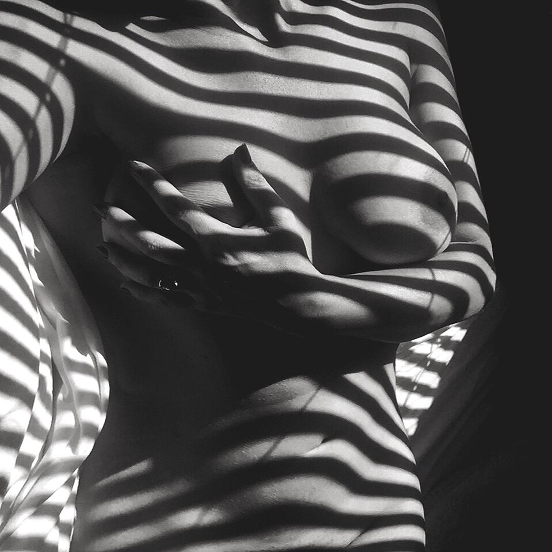 Savannah Spirit Feeling Hollyweird (Black and White Nude Photography, B&W)