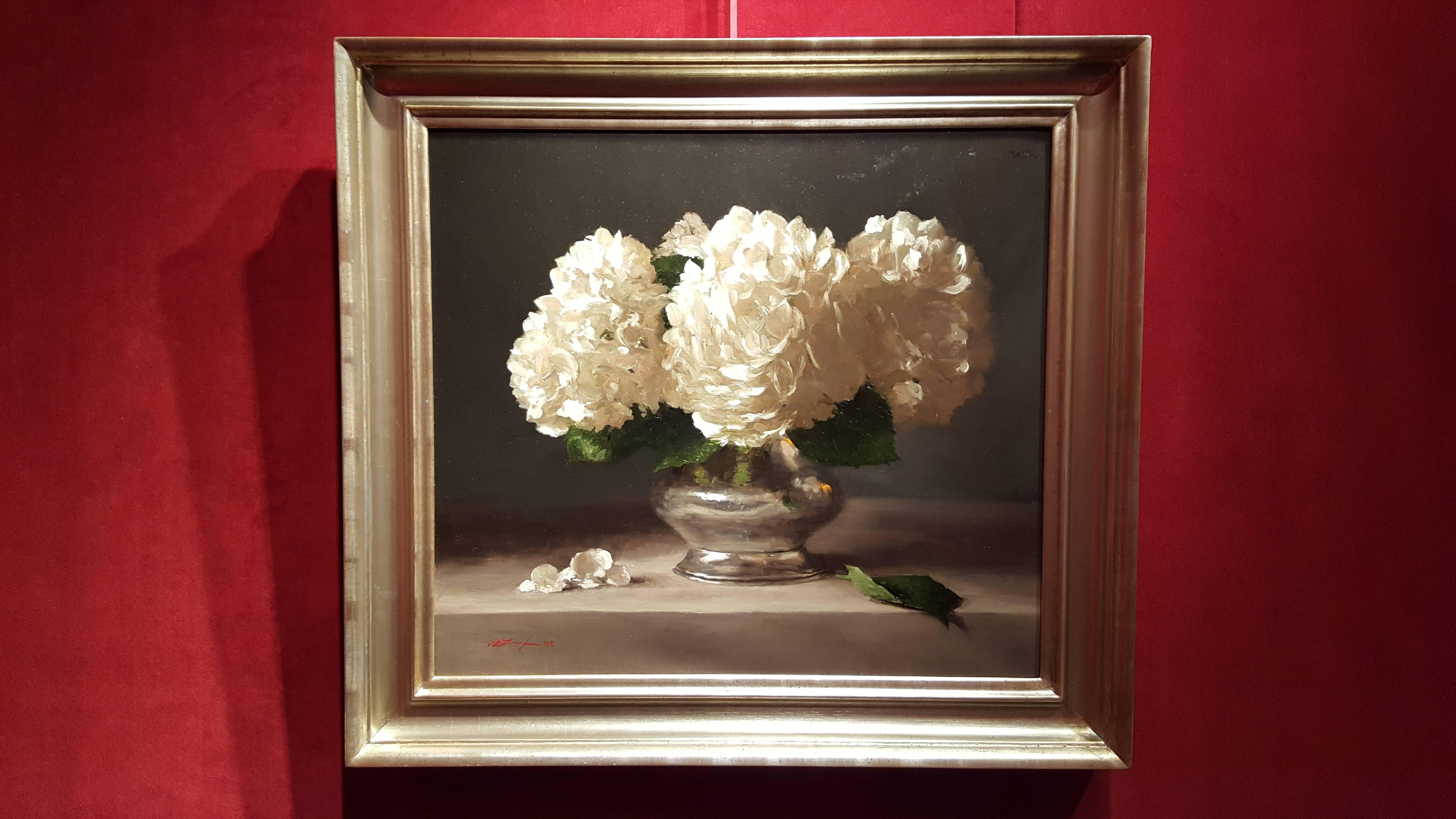Hydrangeas in Pewter - Realist Painting by Sarah Lamb