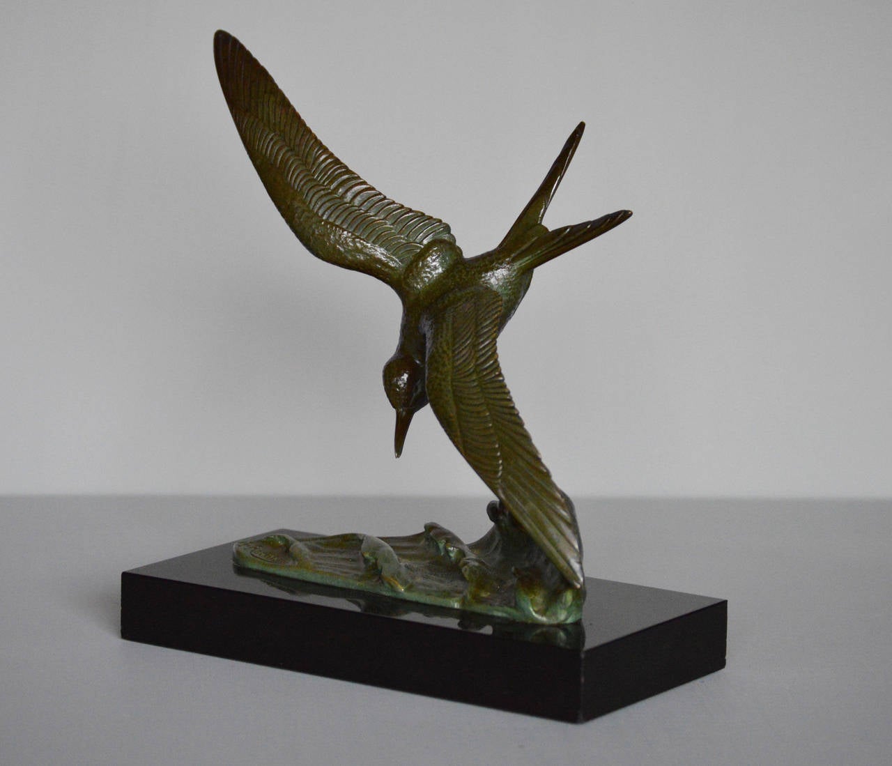 Art Deco Bronze sculpture of a Tern - Sculpture by Irénée Rochard