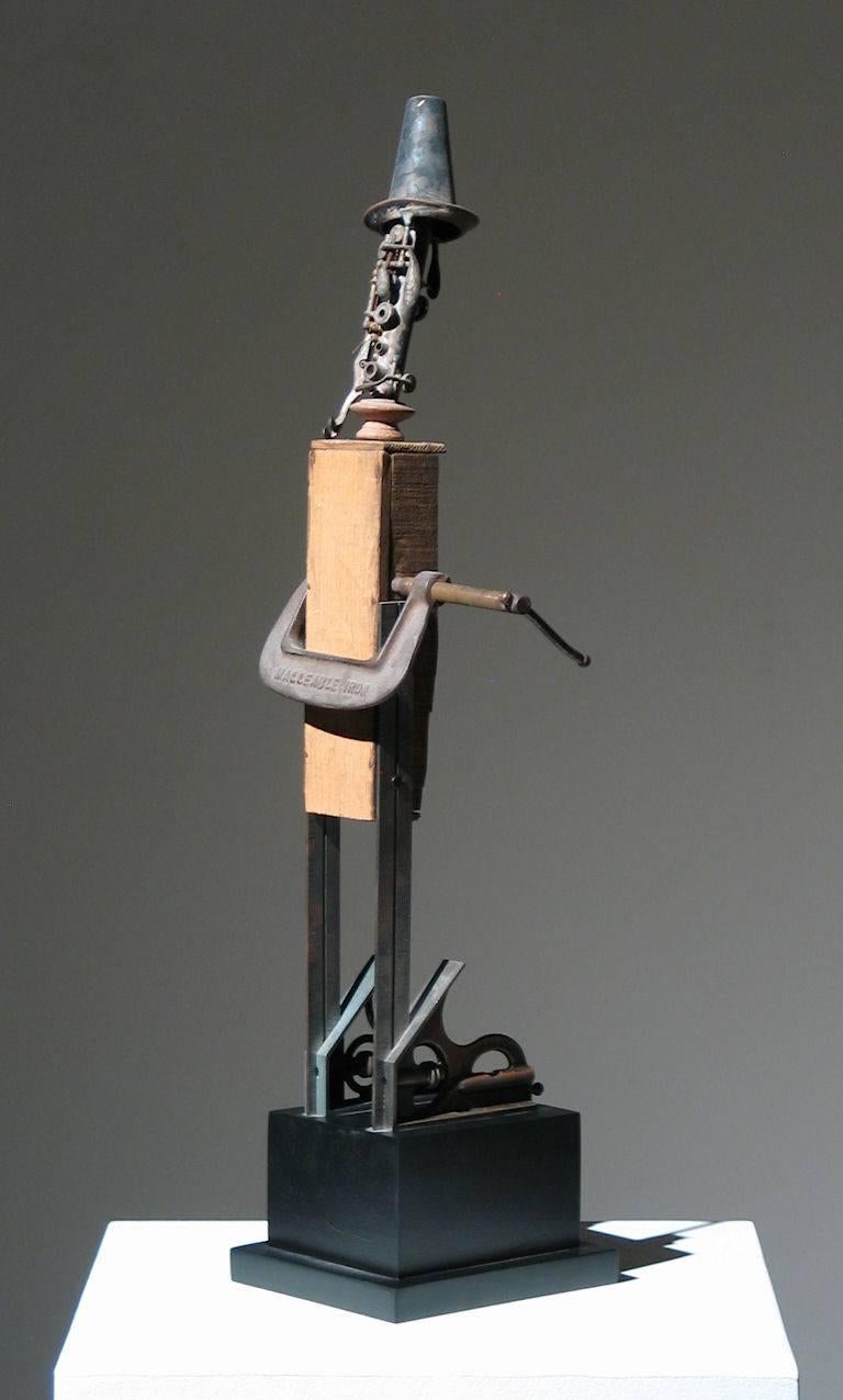 Muse (Braun), Figurative Sculpture, von Adnan Charara
