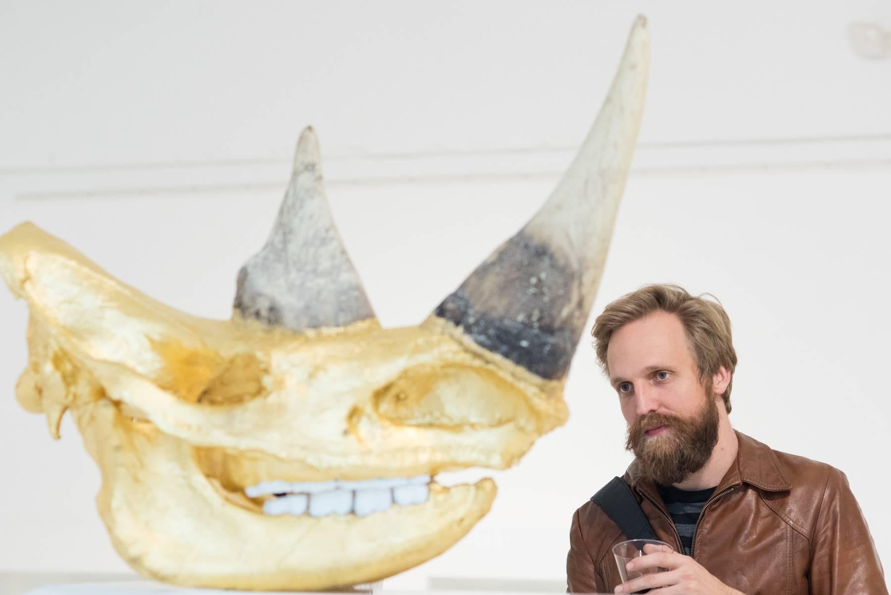 William Rosewood - Sudan - Rhinoceros Skull Sculpture For Sale 1