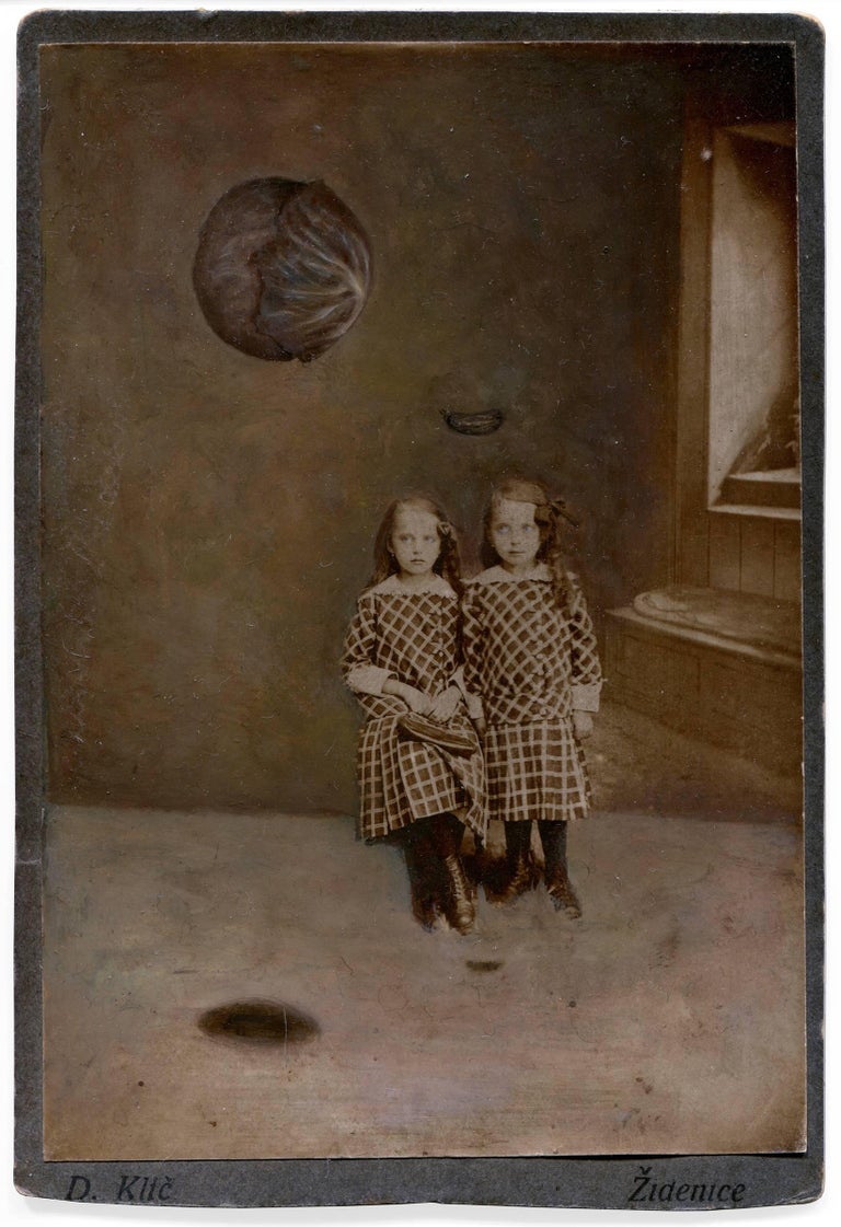 Jana Paleckova Figurative Painting - untitled (two girls with floating produce)