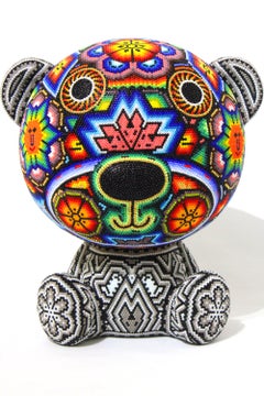 CHROMA, alias Rick Wolfryd, « Care Bear 3 » : sculpture mexicaine Huichol