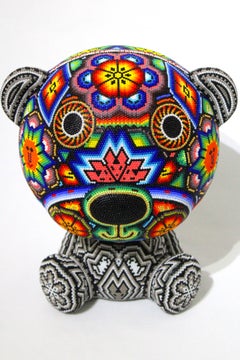 CHROMA, alias Rick Wolfryd, « Care Bear 3 » : sculpture mexicaine Huichol