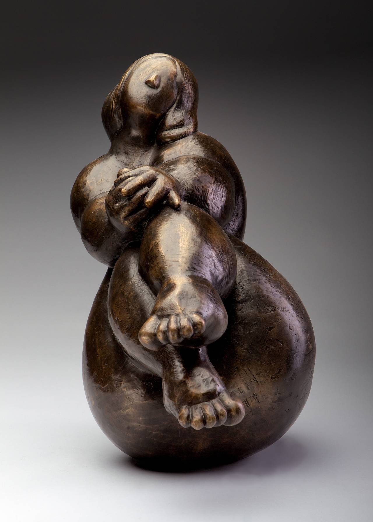 Monica Wyatt Figurative Sculpture - Wiggle My Toes