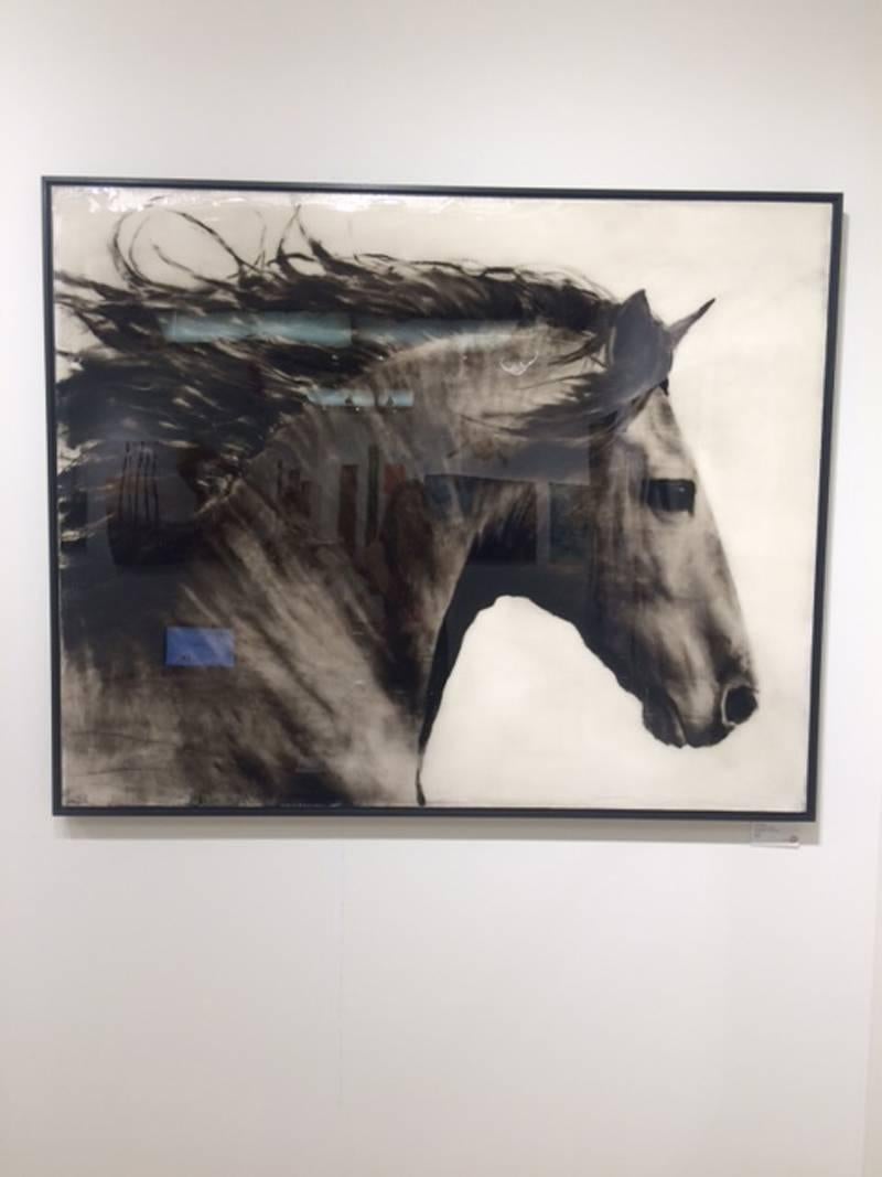 Flee to Freedom:: Hyperrealistisches Gemälde:: Pferd:: Reiterkunst:: Schwarz-Weiß (Zeitgenössisch), Painting, von Ken Peloke