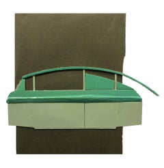 Ryan Sarah Murphy, « Mid », 2014, Objets trouvés, carton, papier vergé