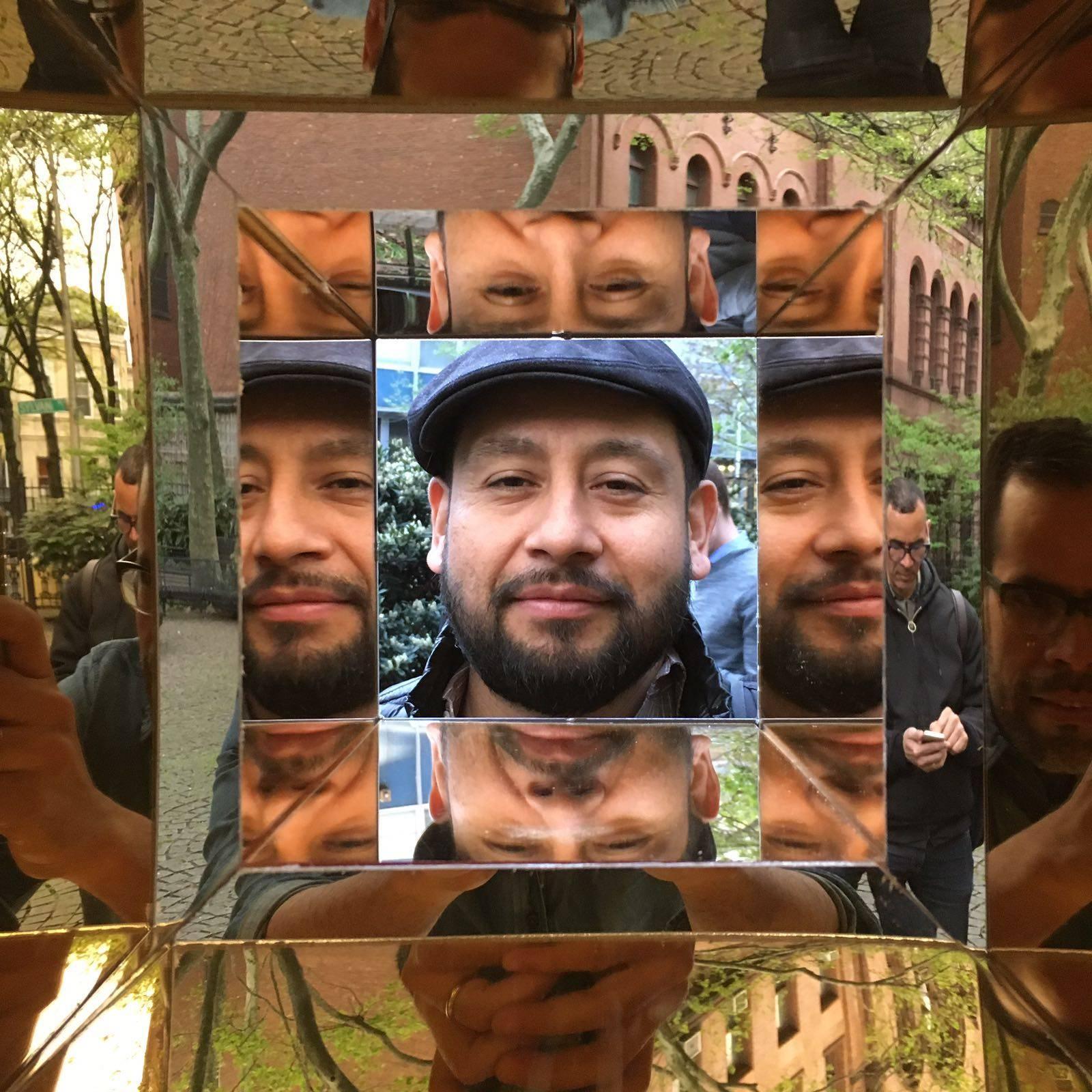 Jose Soto, Focus, 2017, Acier, Miroir, Plexiglas, Bois, Adhésif en vente 4