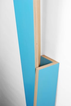 Richard Bottwin, "Viga azul", 2016, Madera, Pintura acrílica