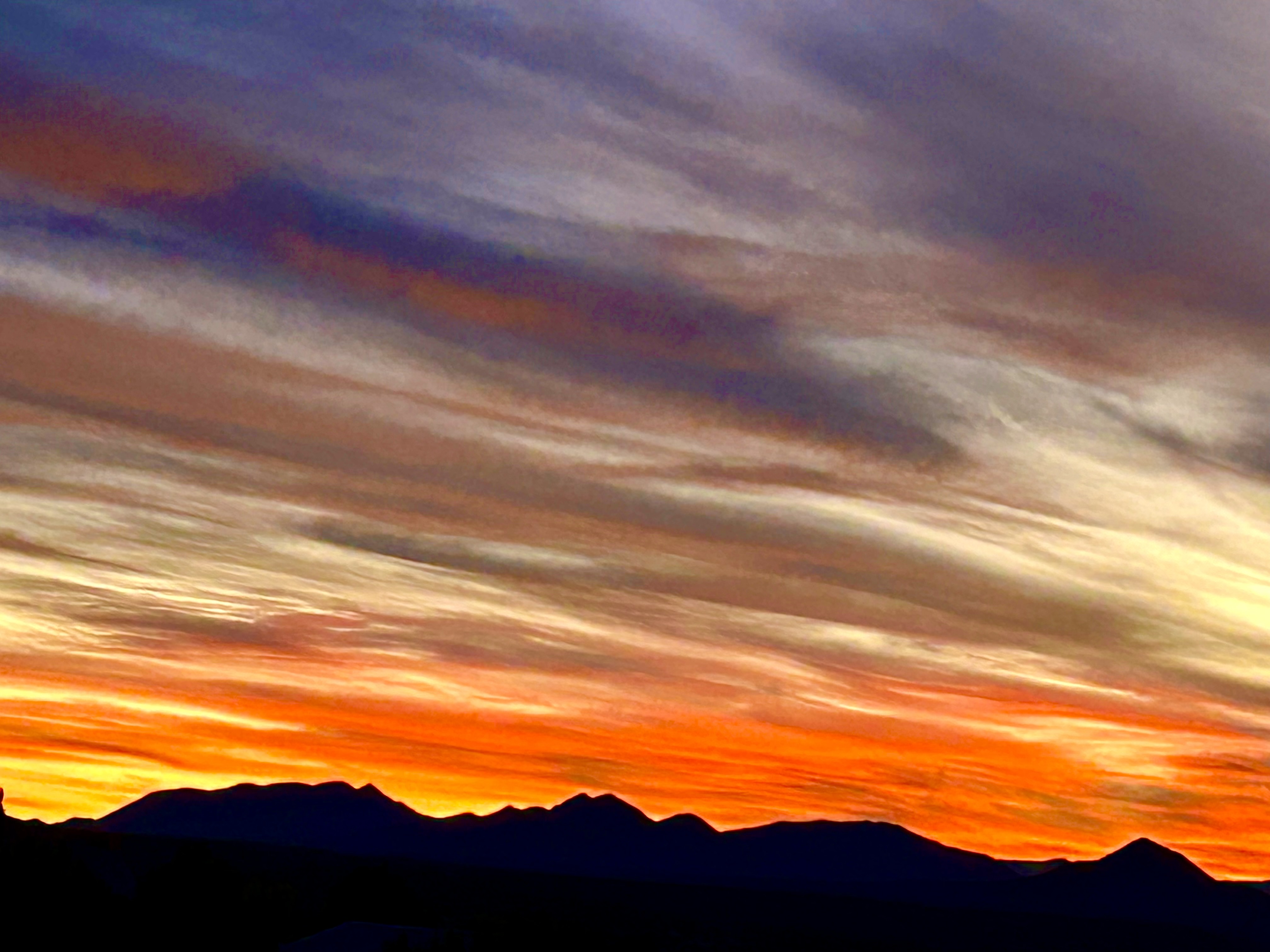 Last Light - Fotografia artistica contemporanea di tramonti in montagna