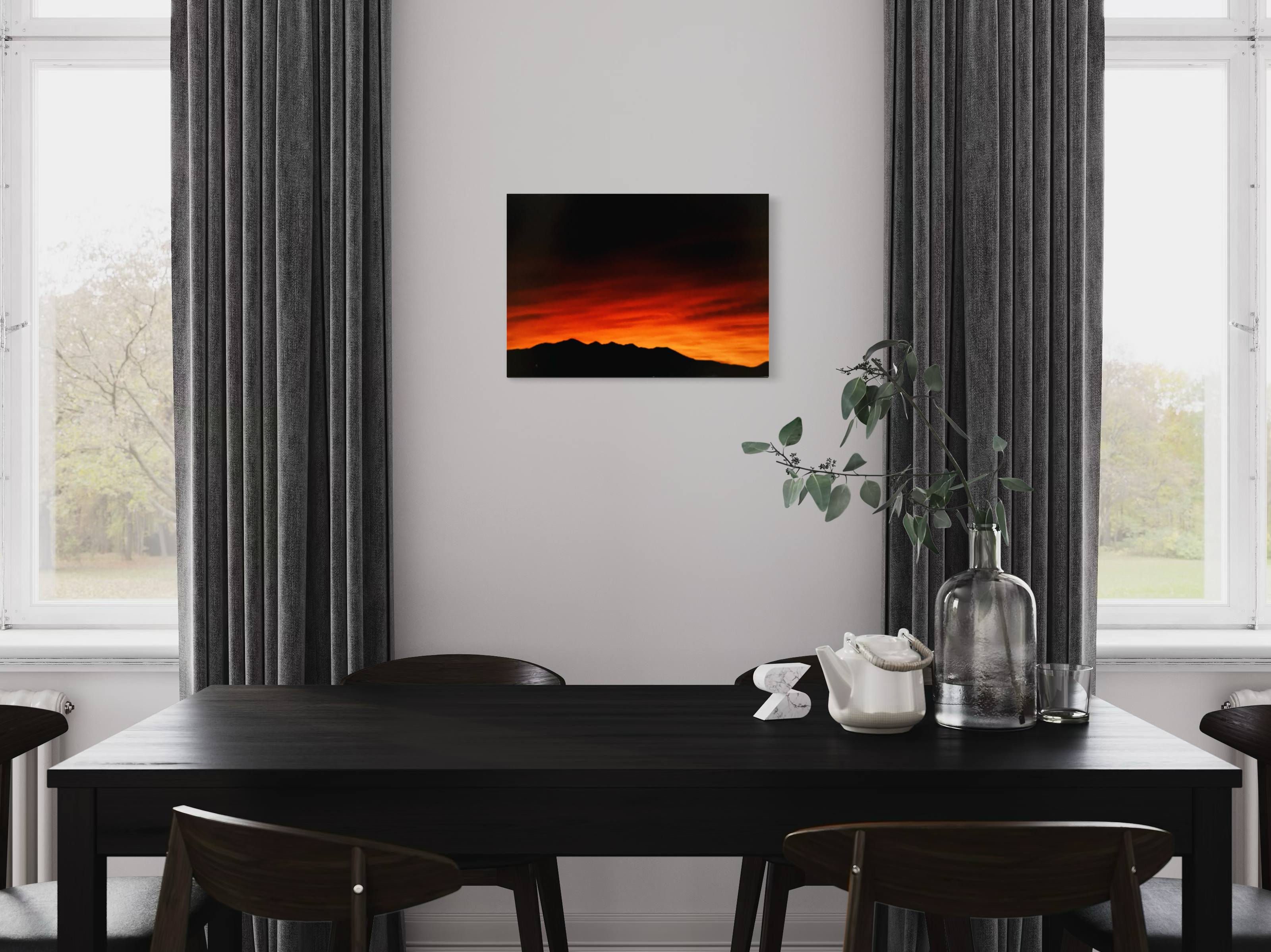 Symphony in Firelight - Fotografia artistica contemporanea di un tramonto in montagna