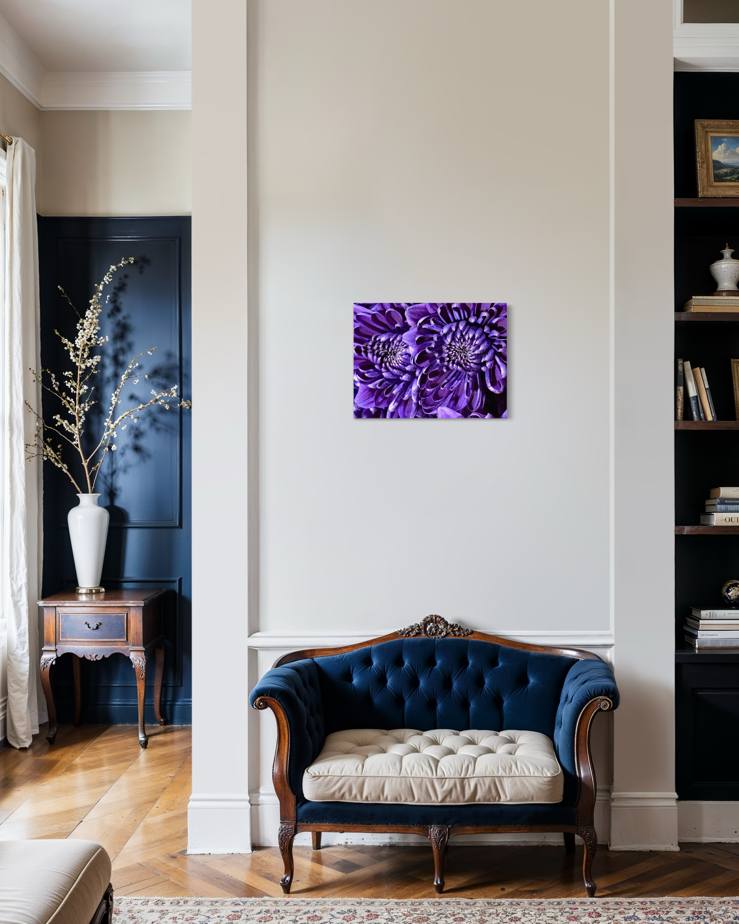 Velvet Night – Feine Kunstfotografie mit violetten Blumen