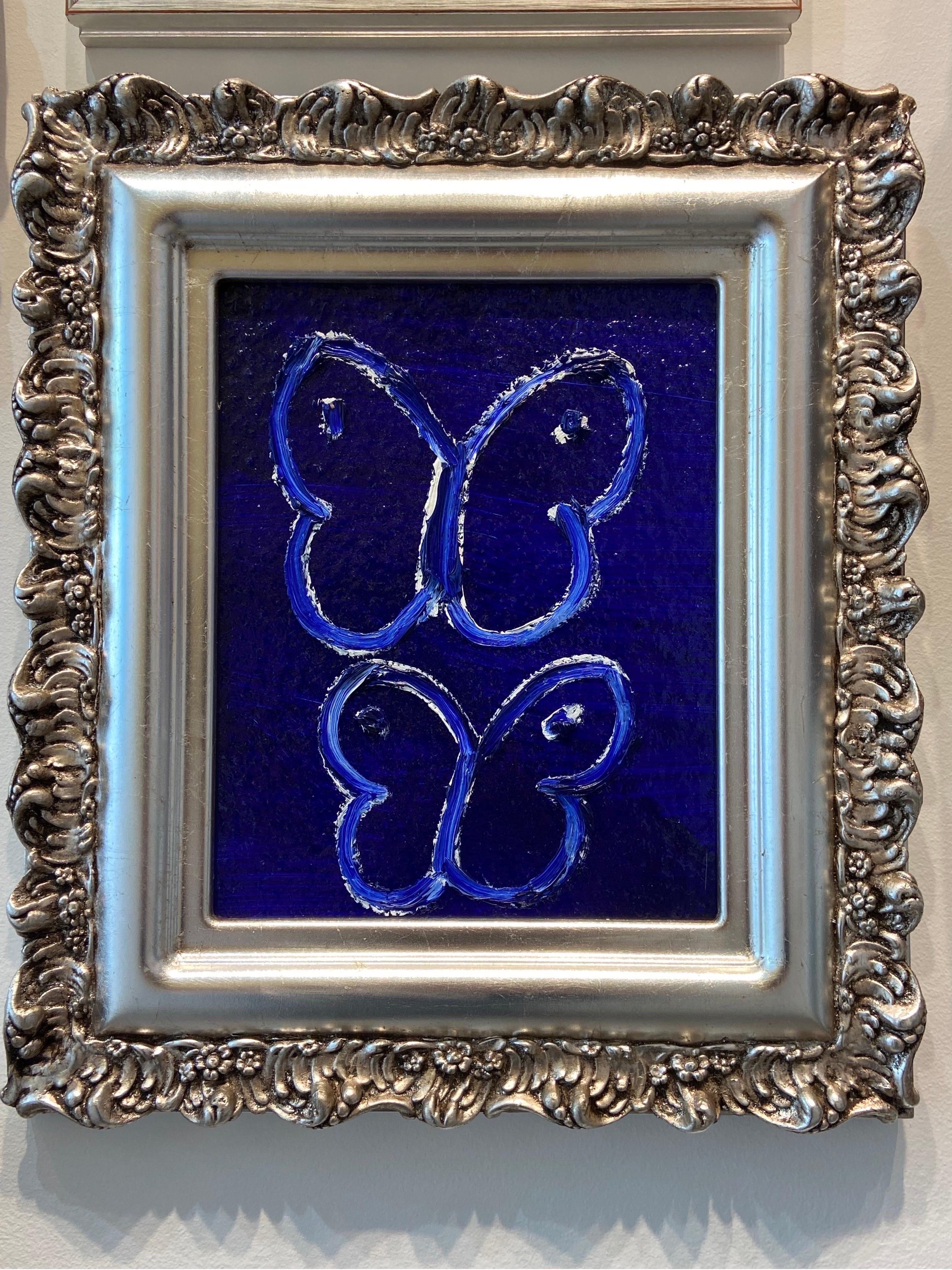 Rhapsody 2 Blaues „Schmetterlingsgemälde“ Original-Ölgemälde in Vintage-Rahmen – Painting von Hunt Slonem
