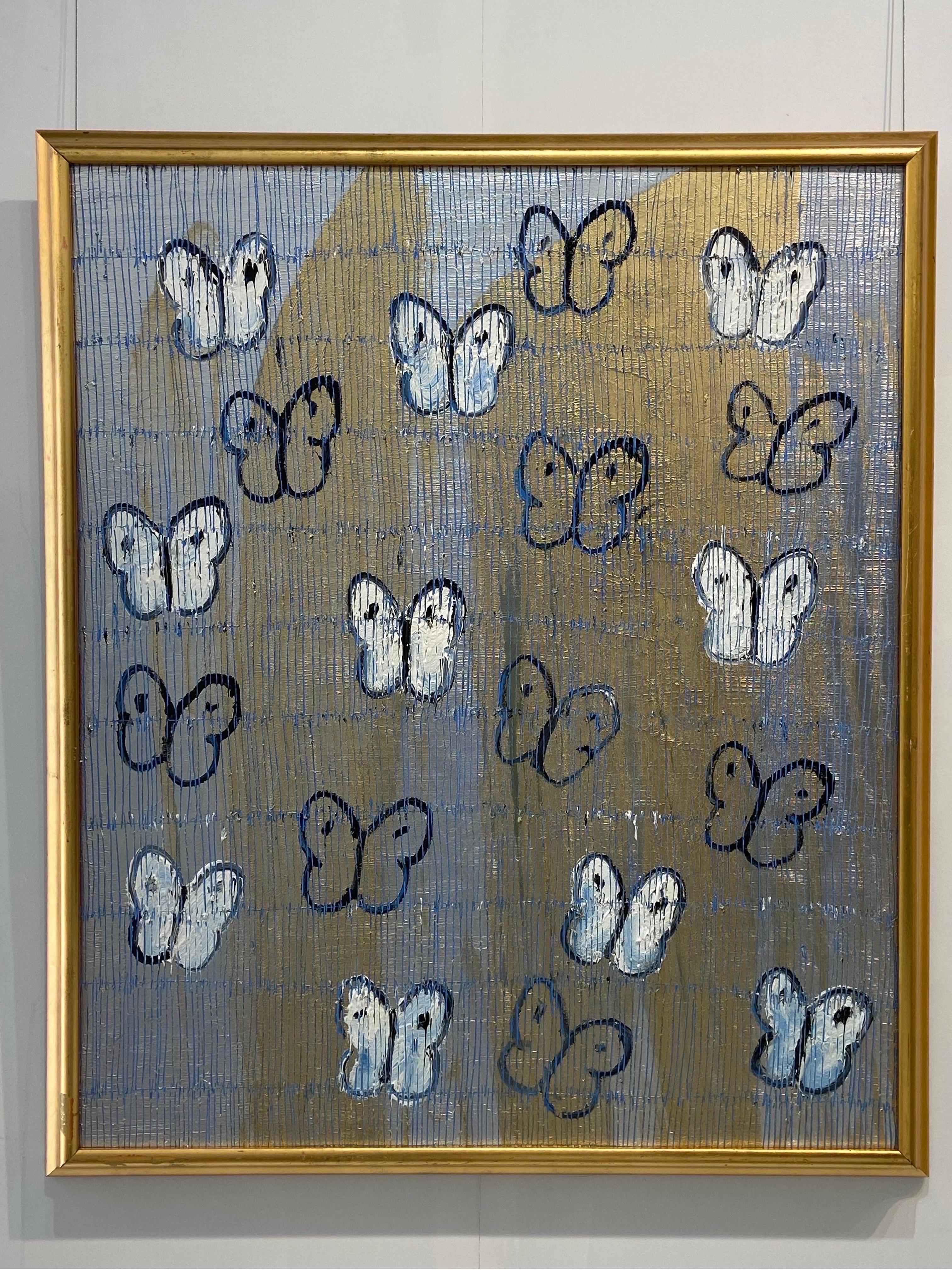 Annunciation complète « Butterfly Painting » - Peinture à l'huile encadrée argent�ée et or - Marron Animal Painting par Hunt Slonem