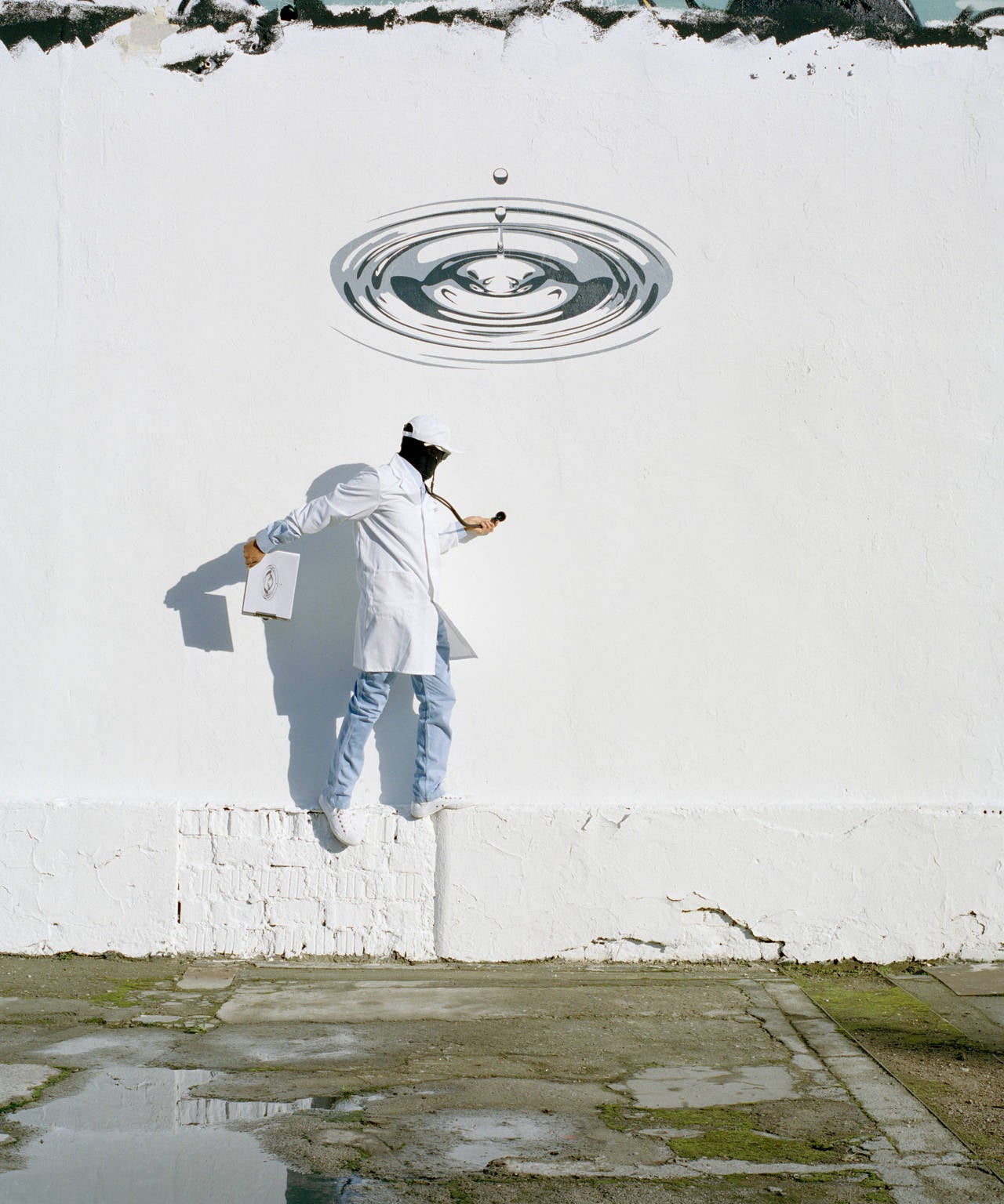 Wall of Water - Photograph by Robin Rhode