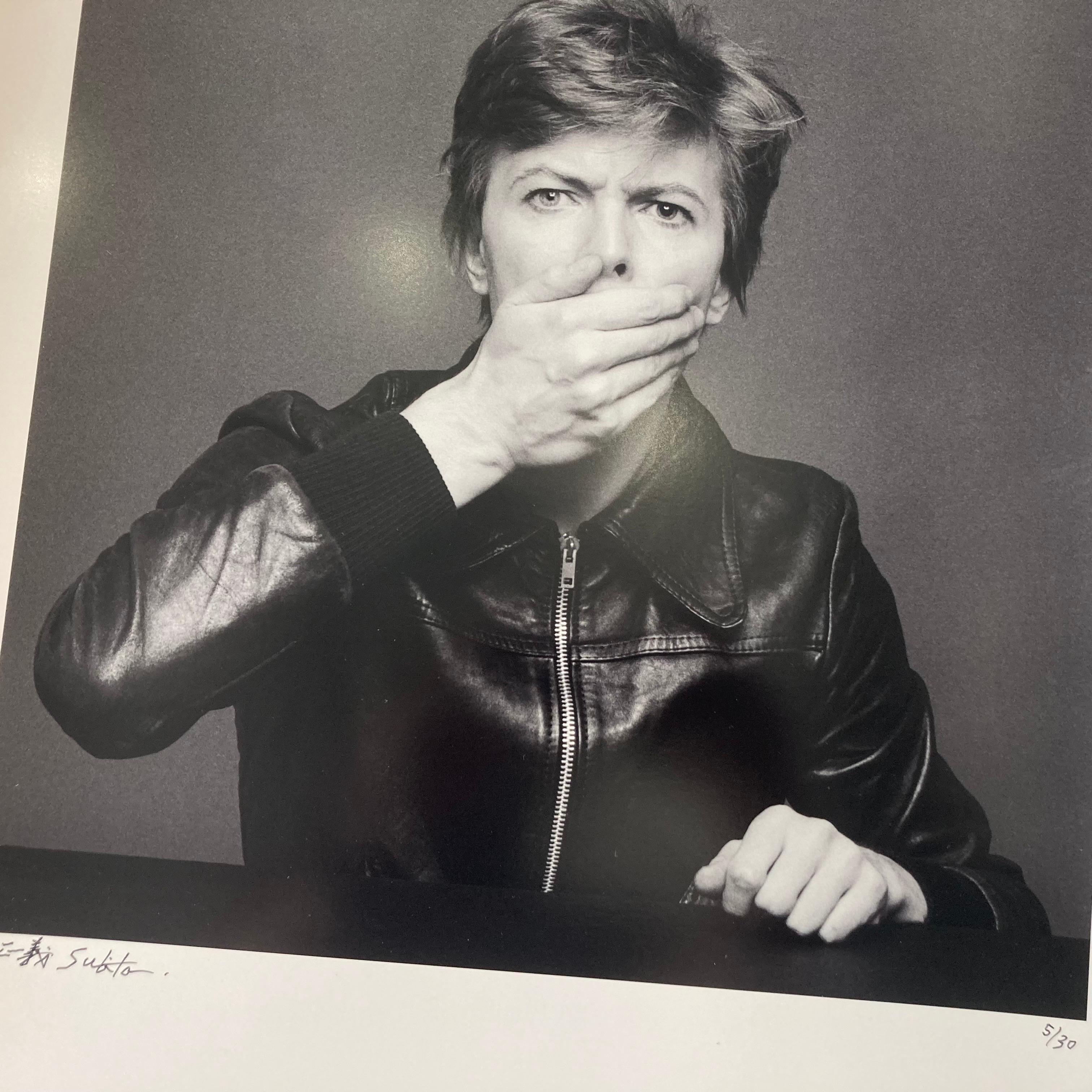David Bowie 1977 Heroes session - set of three prints - Beige Portrait Photograph by Masayoshi Sukita