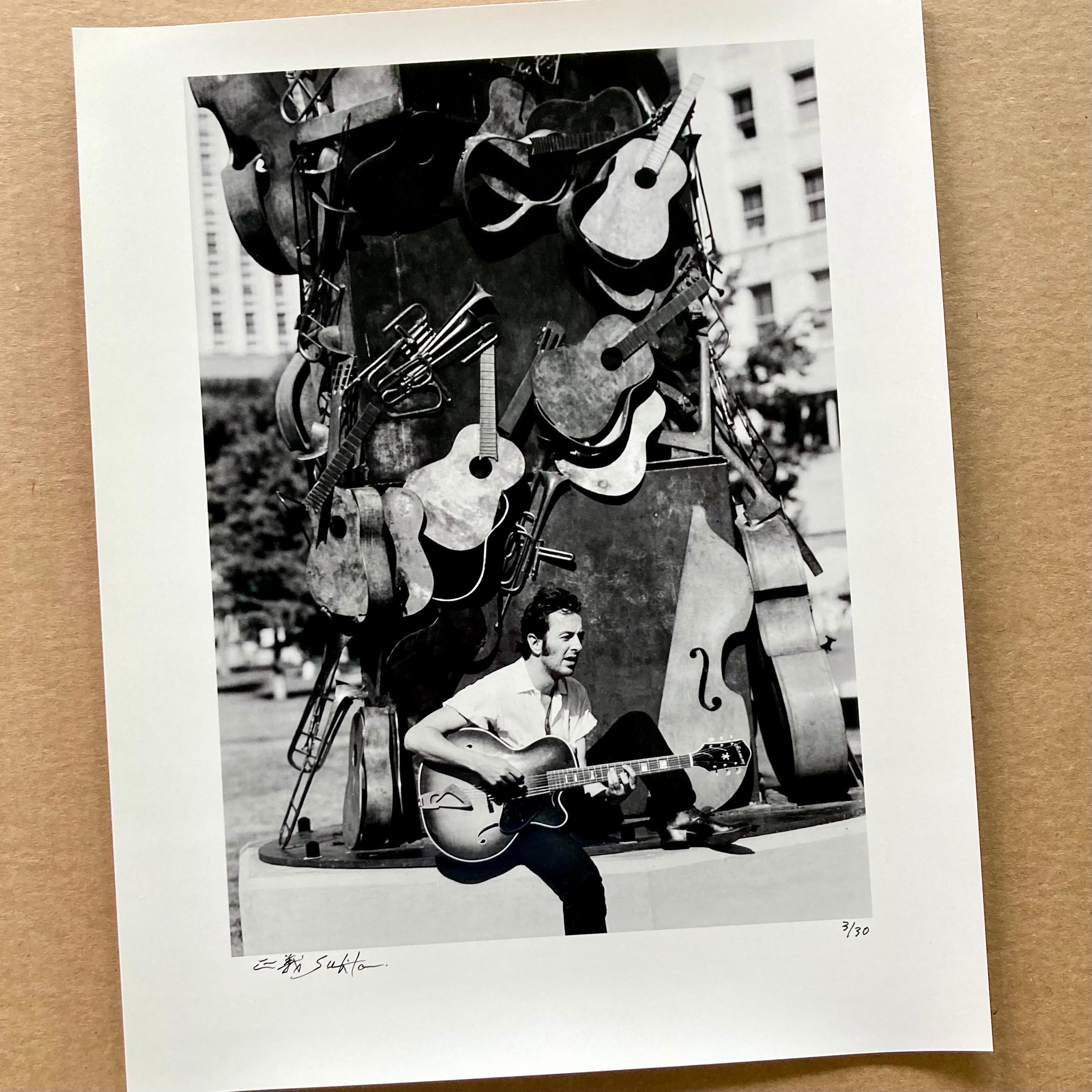 Joe Strummer de The Clash - Photograph de Masayoshi Sukita
