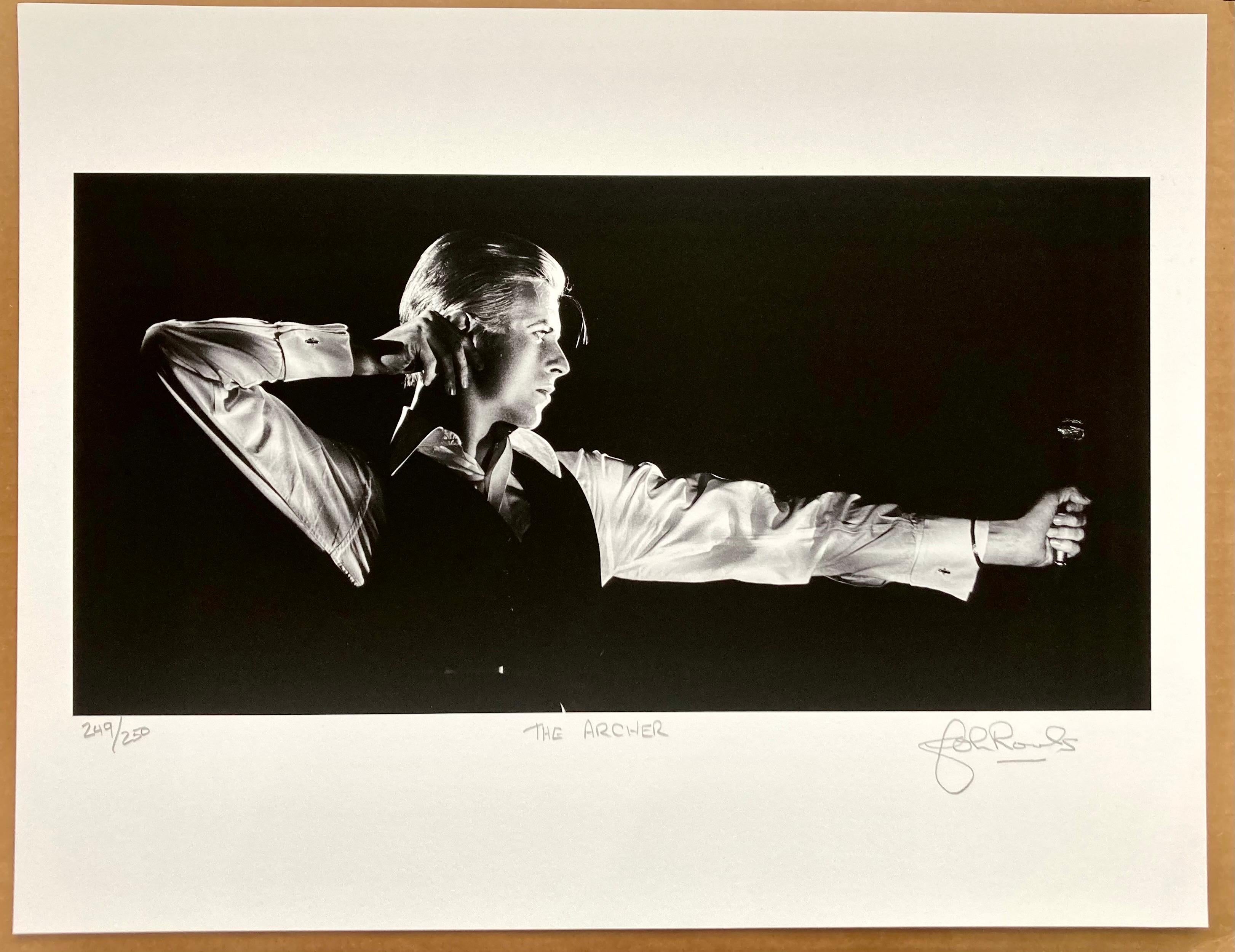 David Bowie Der Bogenschütz – Photograph von John Rowlands