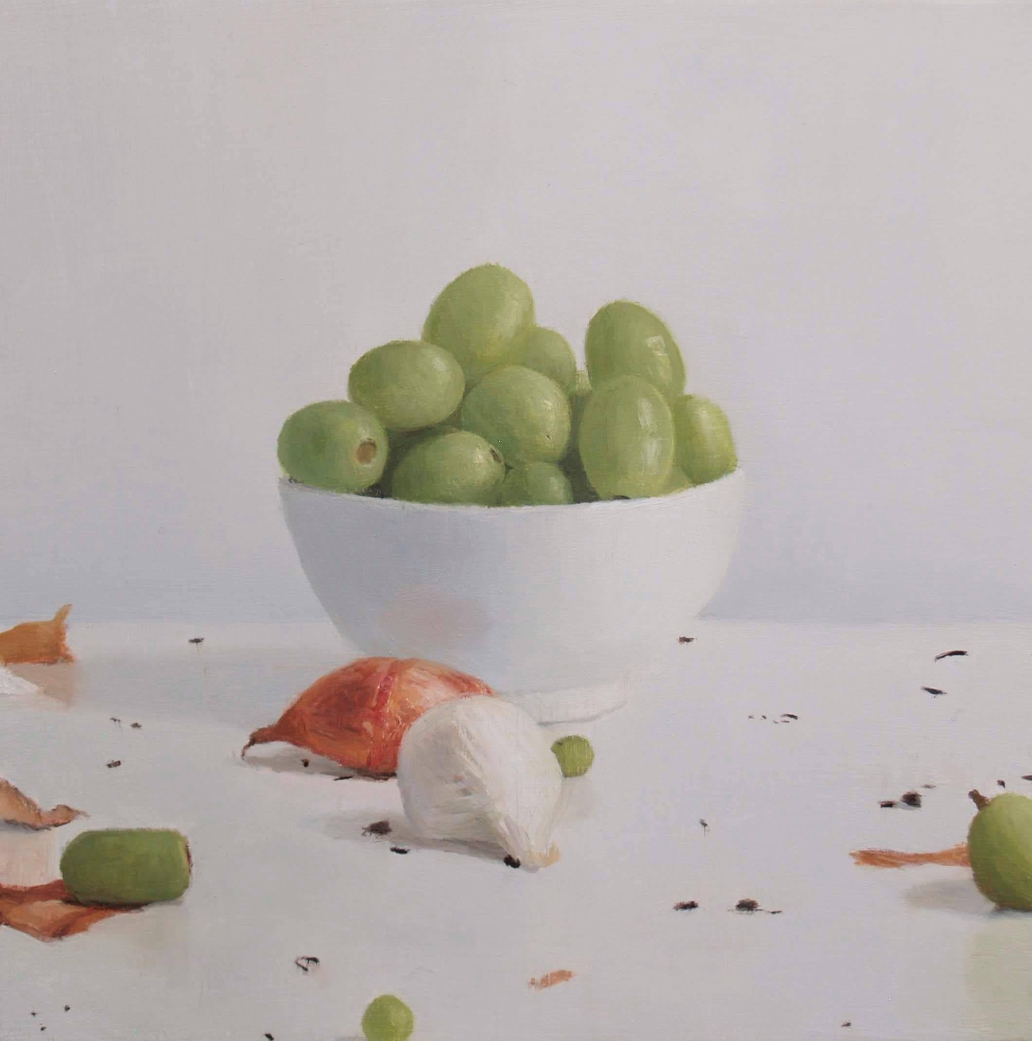 Randall Mooers Still-Life Painting - Green Grapes, White Bowl III
