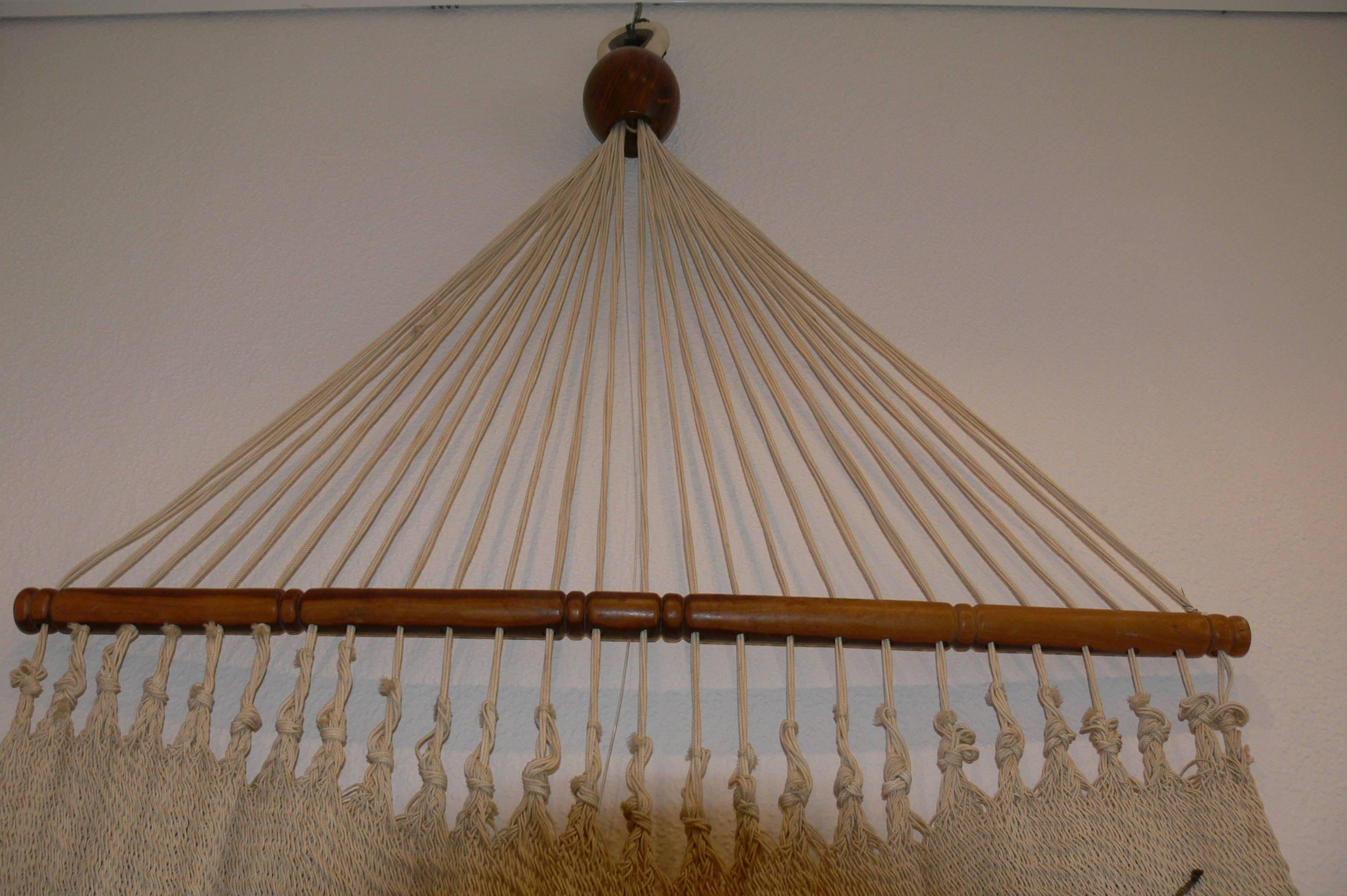 Hammock:: weiche Skulptur von Alexander Calder 4