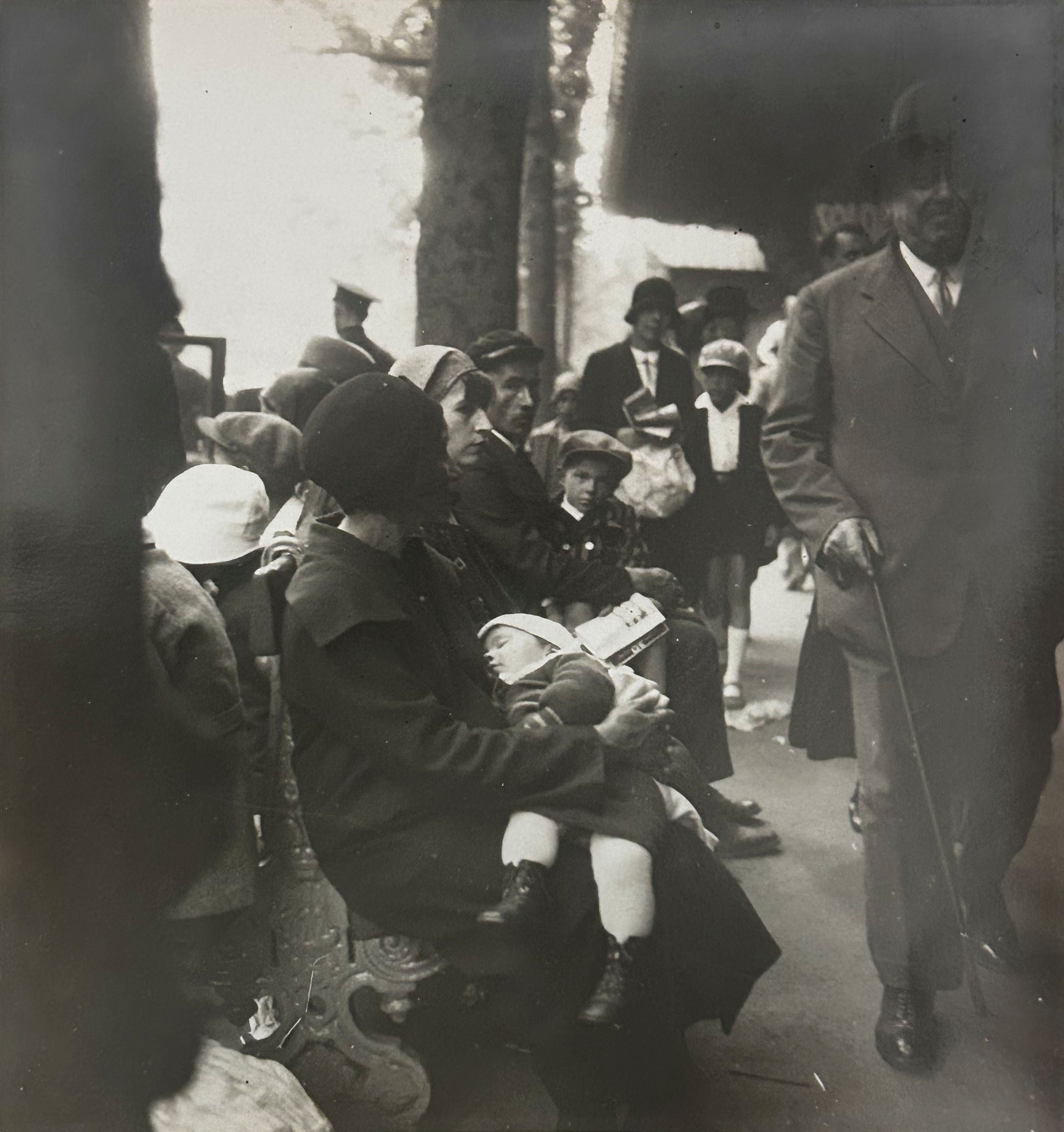 Germaine Krull Black and White Photograph - "Unknown Title" Germain Krull, Female Artist, Early 20th Century, Urban Scene