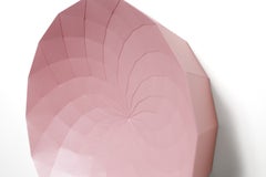 « Vault in Blossom », sculpture murale abstraite en papier plié, rose