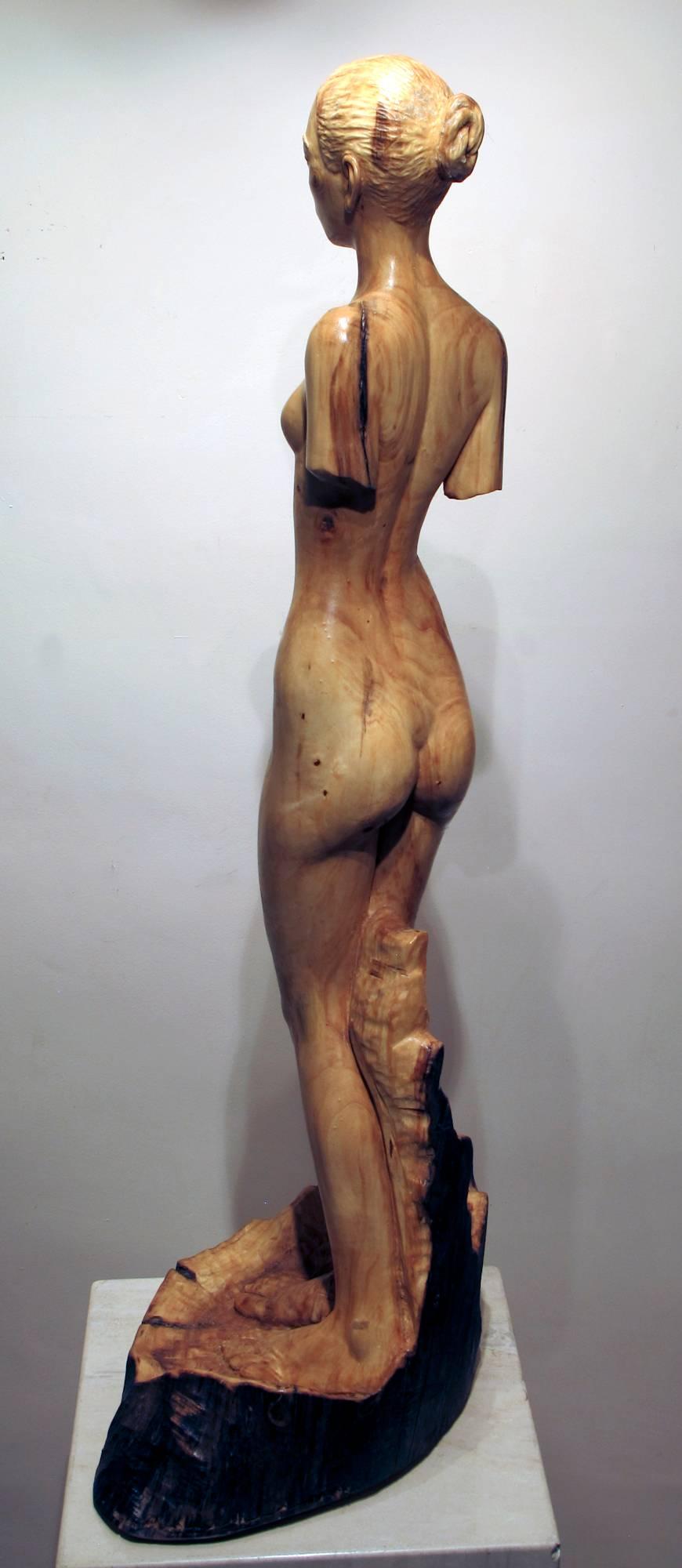 athena nude statue