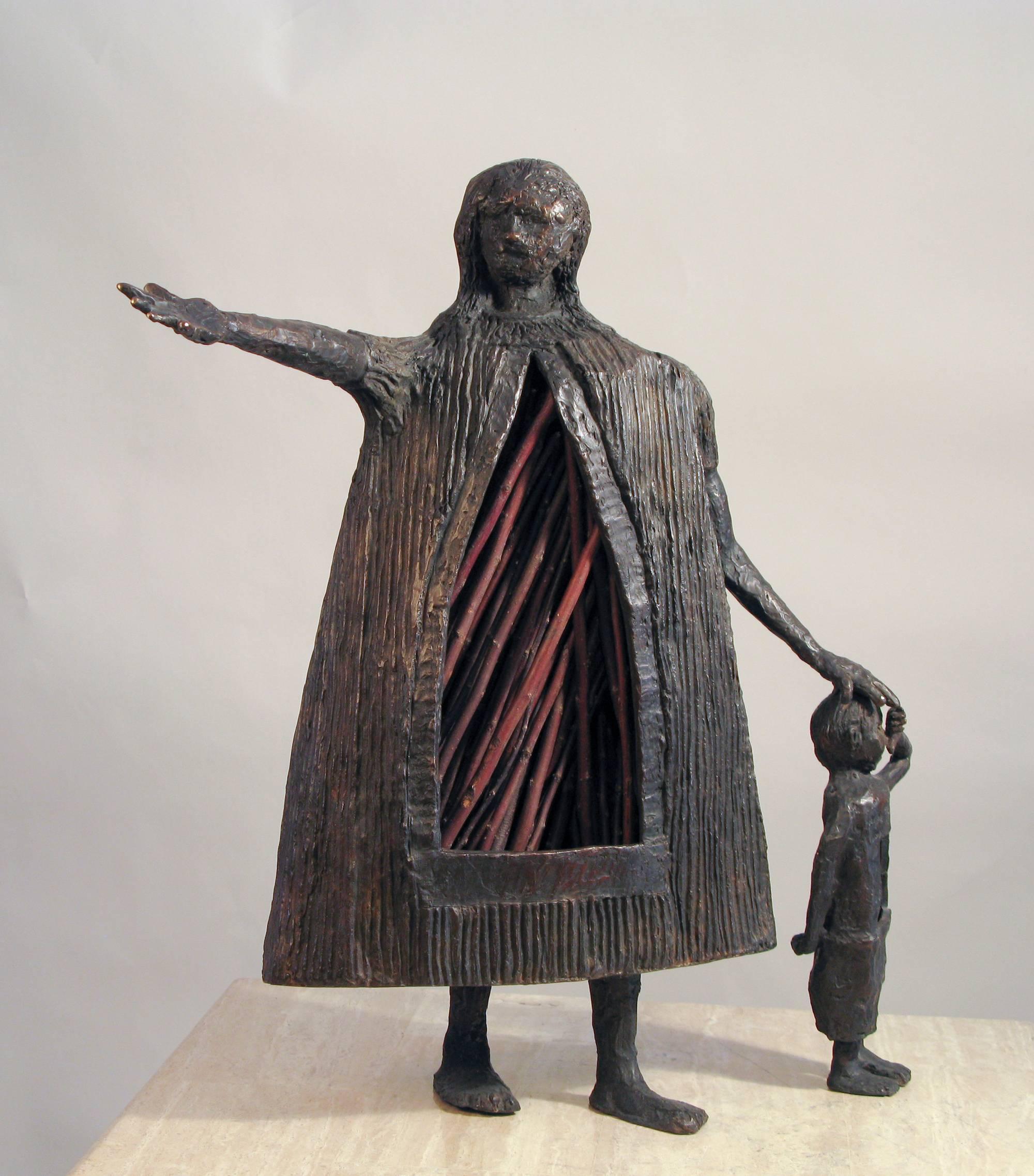 Eduardo Oropeza Figurative Sculpture - Reaching for the Future